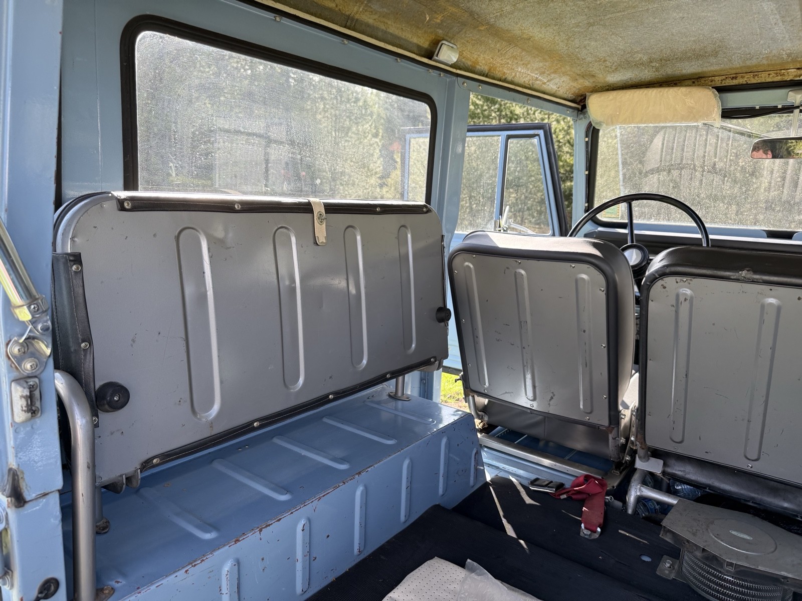 Toyota-Land-Cruiser-1968-21