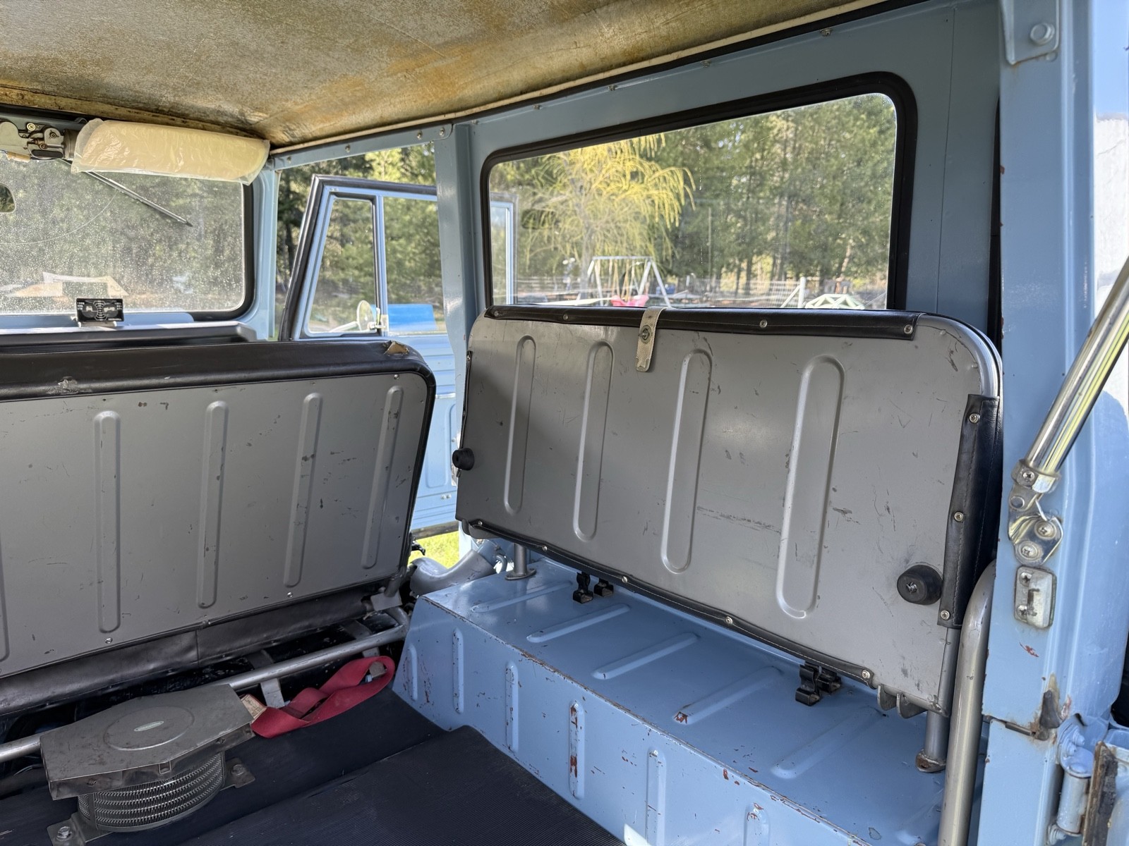 Toyota-Land-Cruiser-1968-22