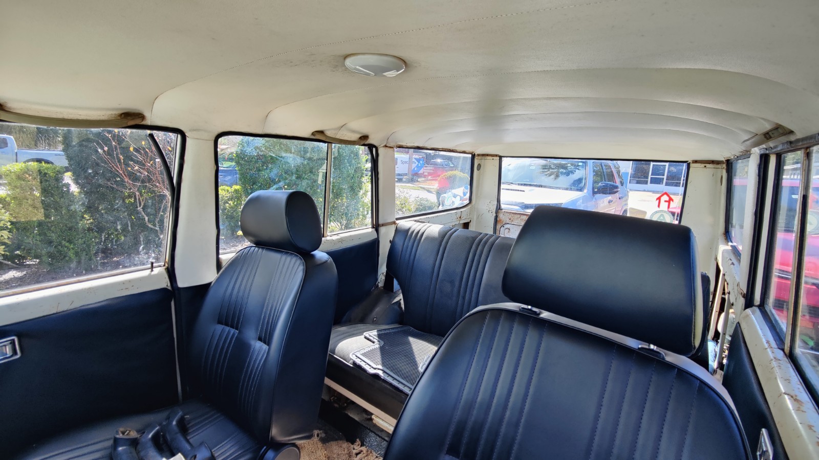 Toyota-Land-Cruiser-1971-SUV-9