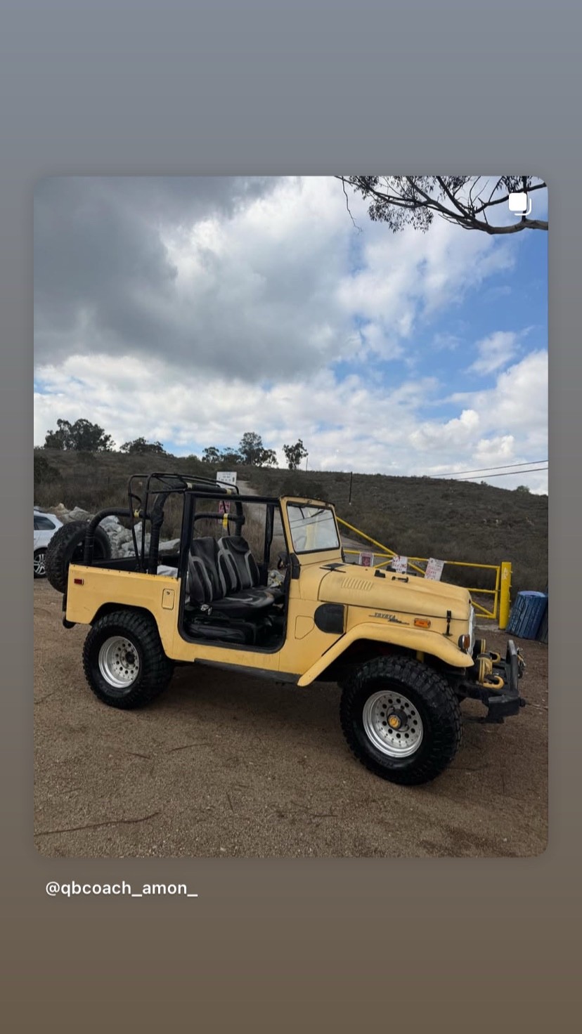 Toyota-Land-Cruiser-1973-SUV-2