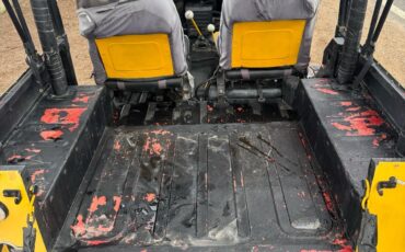 Toyota-Land-Cruiser-1973-SUV-3