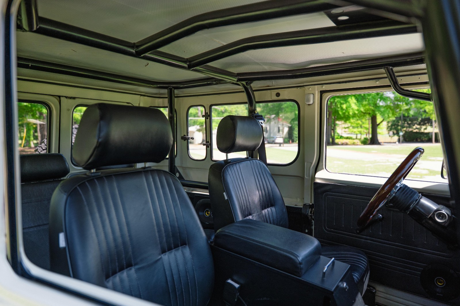 Toyota-Land-Cruiser-1978-SUV-10