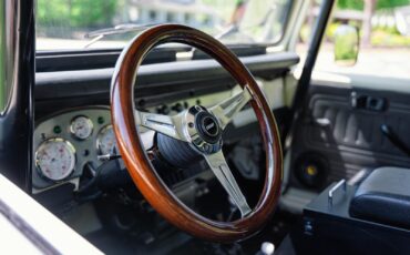 Toyota-Land-Cruiser-1978-SUV-12