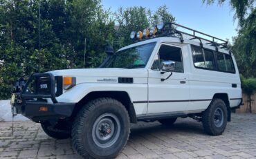 Toyota-Land-Cruiser-1980-SUV-16