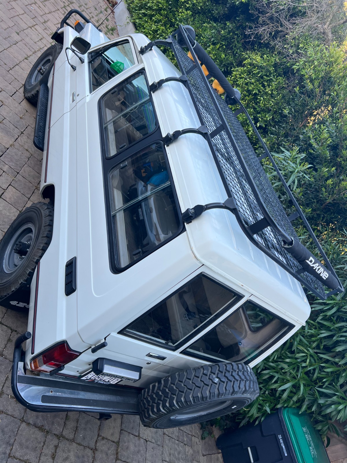 Toyota-Land-Cruiser-1980-SUV-17