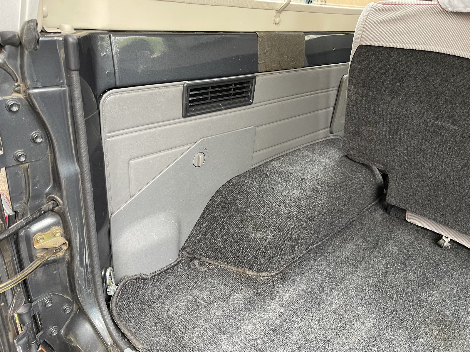 Toyota-Land-Cruiser-1980-SUV-19