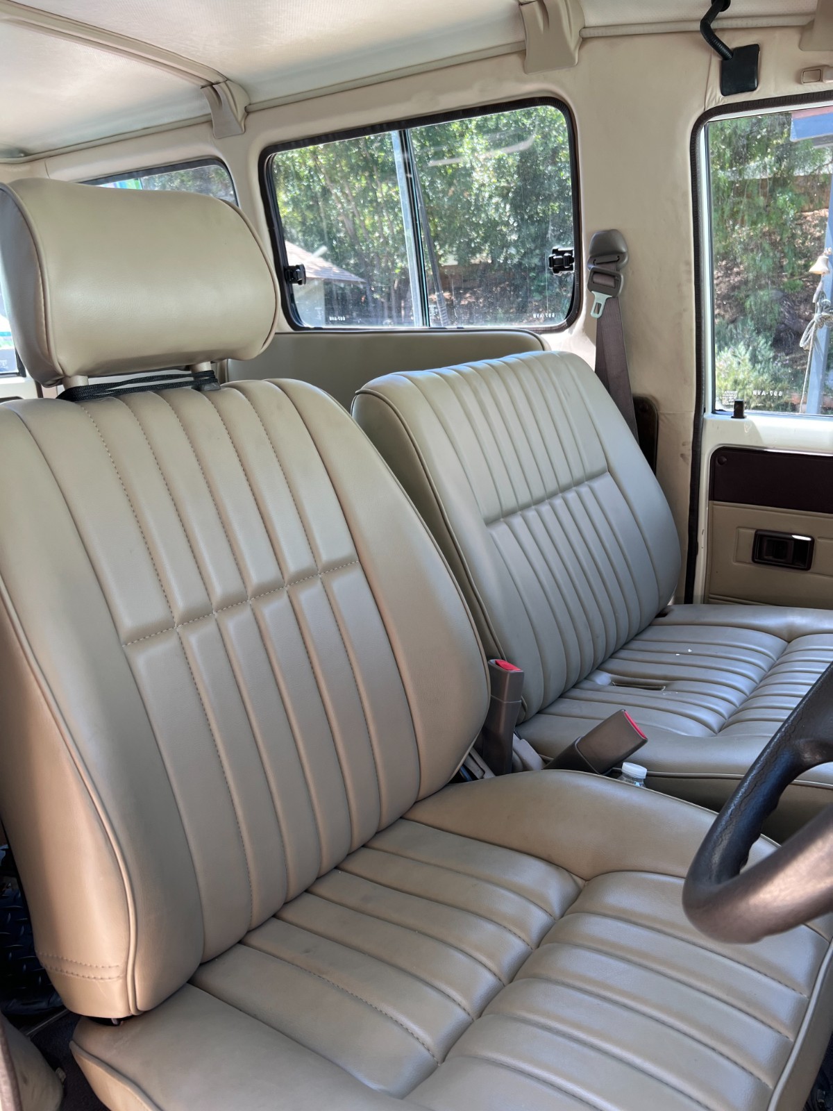 Toyota-Land-Cruiser-1980-SUV-31