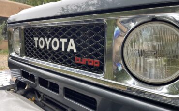 Toyota-Land-Cruiser-1980-SUV-31