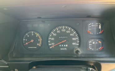 Toyota-Land-Cruiser-1980-SUV-35