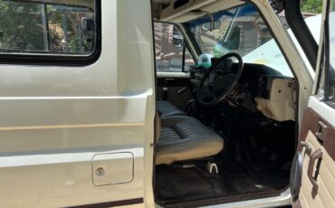 Toyota-Land-Cruiser-1980-SUV-36