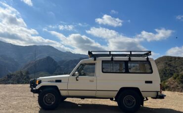 Toyota-Land-Cruiser-1980-SUV-4