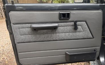 Toyota-Land-Cruiser-1980-SUV-7