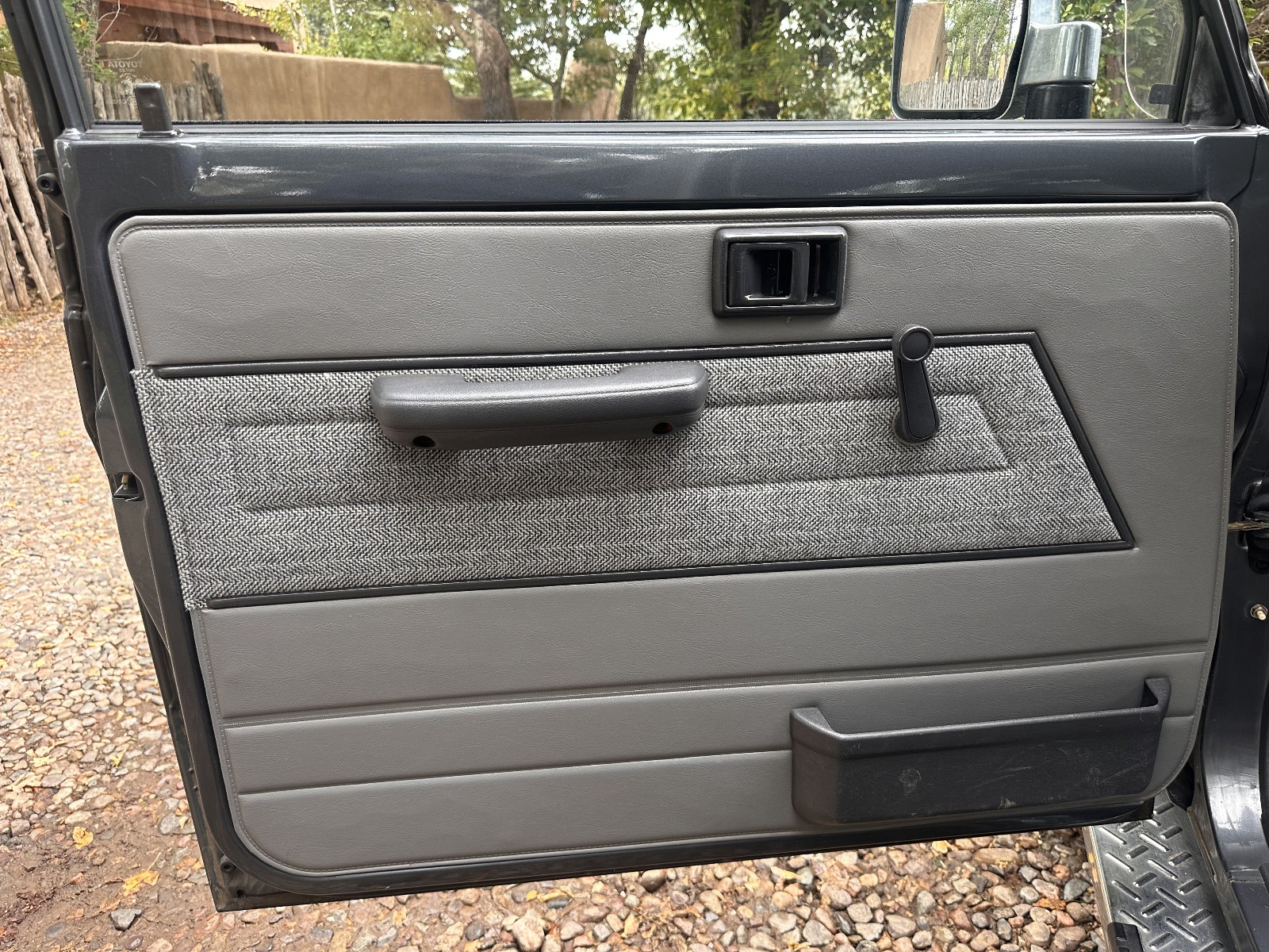 Toyota-Land-Cruiser-1980-SUV-7