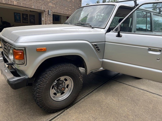 Toyota-Land-Cruiser-1986-SUV-4
