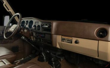 Toyota-Land-Cruiser-1988-SUV-10
