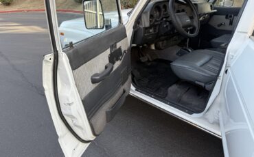 Toyota-Land-Cruiser-1988-SUV-15