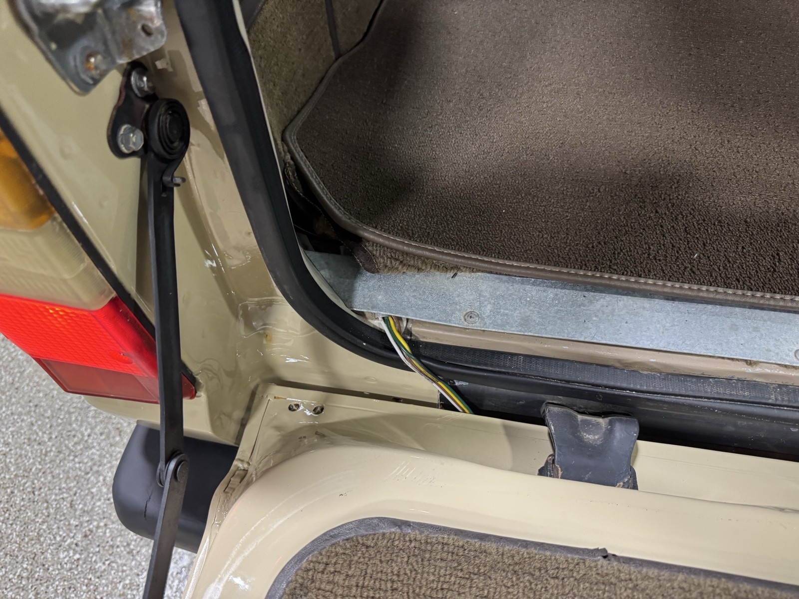 Toyota-Land-Cruiser-1988-SUV-18