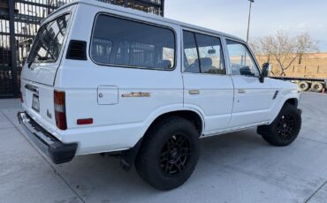 Toyota-Land-Cruiser-1988-SUV-2