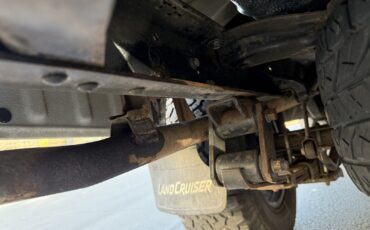 Toyota-Land-Cruiser-1988-SUV-25