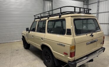Toyota-Land-Cruiser-1988-SUV-5