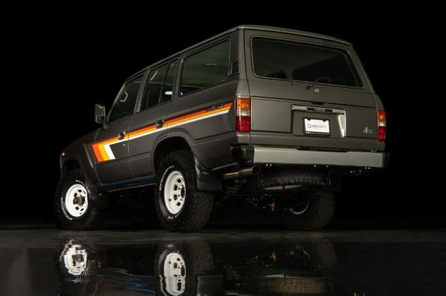 Toyota-Land-Cruiser-1988-SUV-9