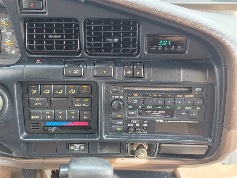 Toyota-Land-Cruiser-1994-20