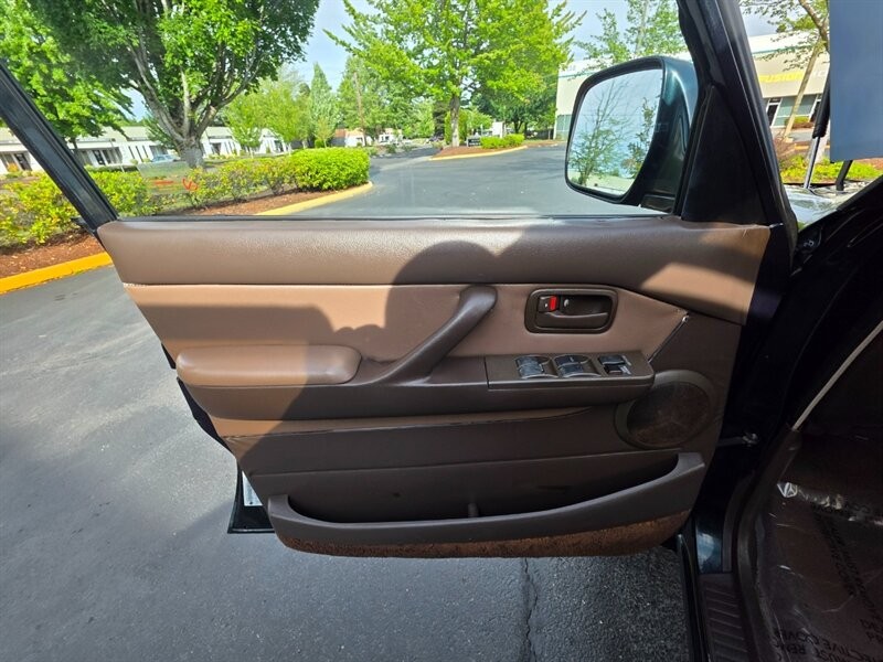 Toyota-Land-Cruiser-1994-34