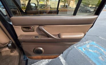 Toyota-Land-Cruiser-1994-37