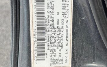 Toyota-Land-Cruiser-1995-SUV-24