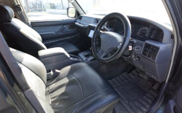 Toyota-Land-Cruiser-1996-SUV-13