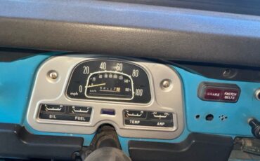 Toyota-Land-Cruiser-40-1978-13