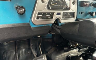 Toyota-Land-Cruiser-40-1978-9