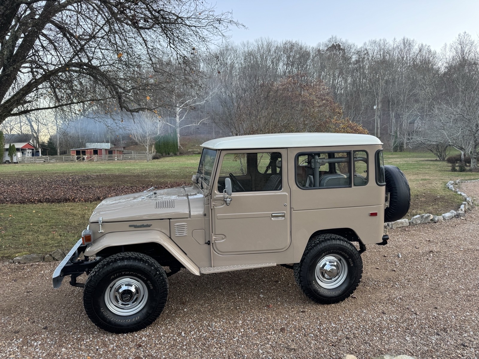 Toyota-Land-Cruiser-40-1980-1