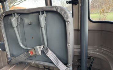 Toyota-Land-Cruiser-40-1980-12