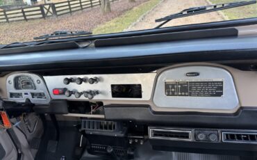 Toyota-Land-Cruiser-40-1980-22