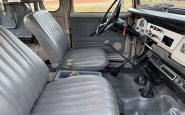 Toyota-Land-Cruiser-40-1980-8