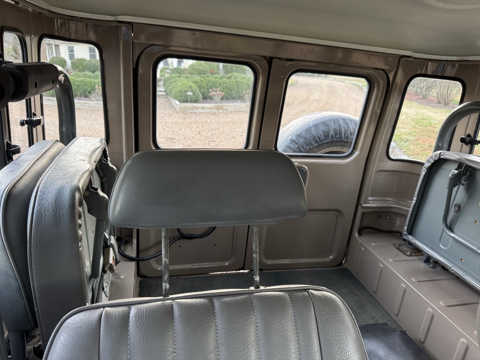 Toyota-Land-Cruiser-40-1980-9