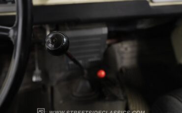 Toyota-Land-cruiser-1970-White-Black-15