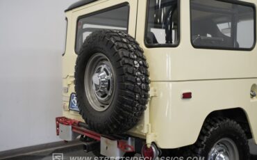 Toyota-Land-cruiser-1970-White-Black-32