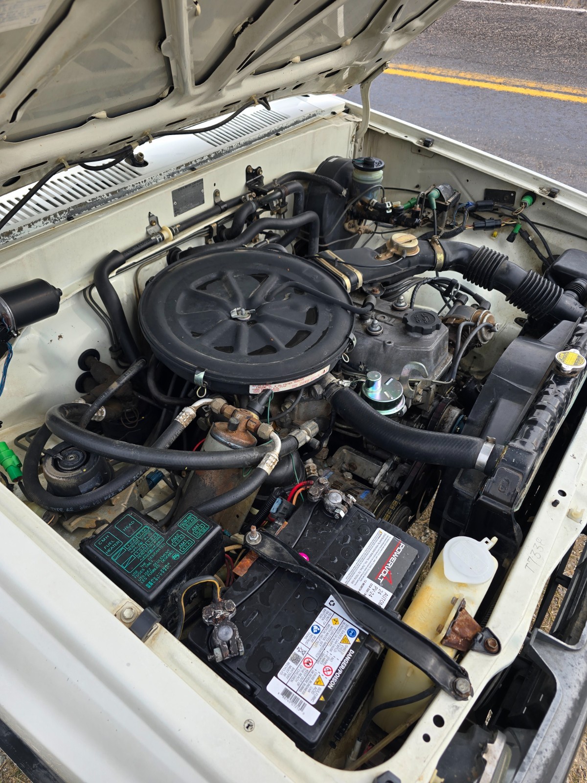 Toyota-Pickup-1987-Standard-Cab-Pickup-14