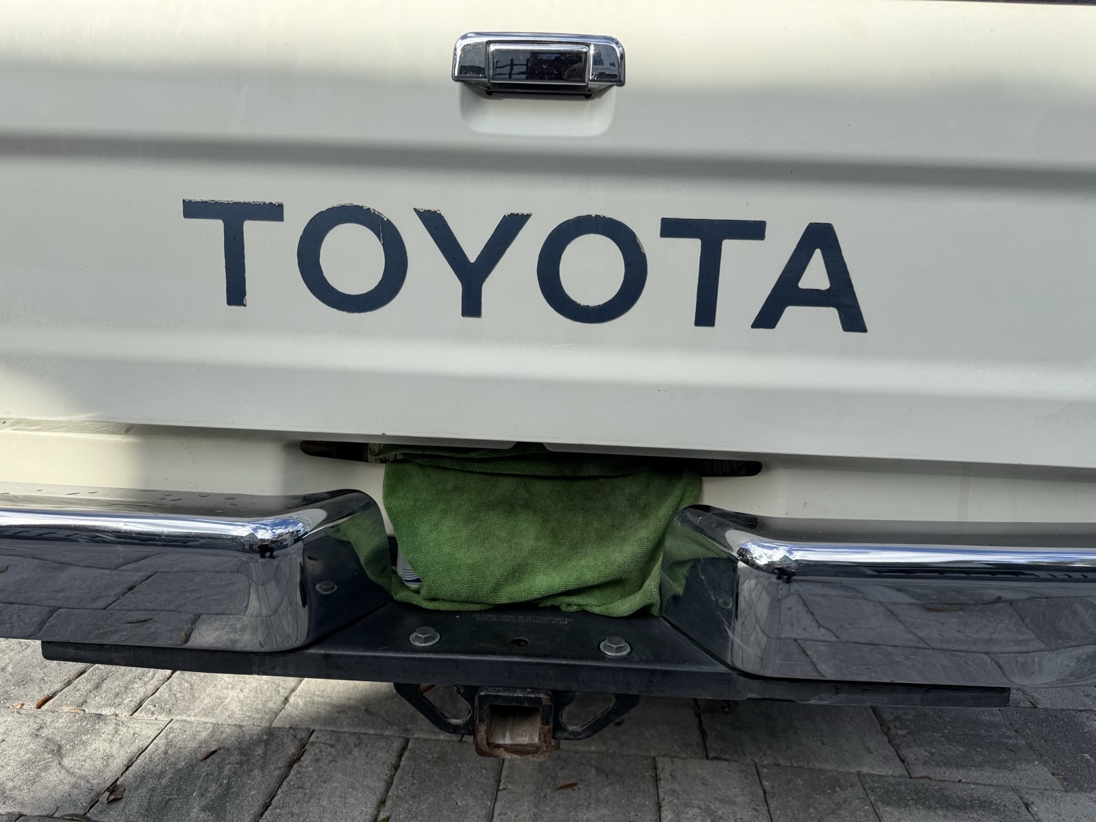 Toyota-Pickup-1989-Pickup-10