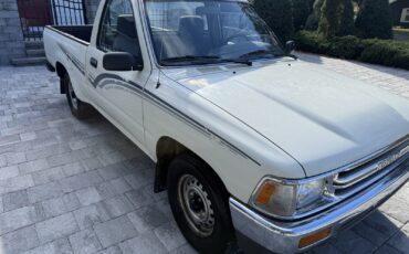 Toyota-Pickup-1989-Pickup-2
