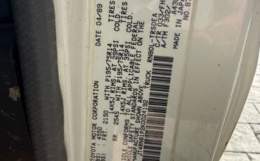 Toyota-Pickup-1989-Pickup-24