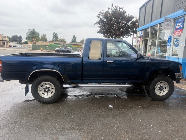 Toyota Pickup 1992 Pickup Truck