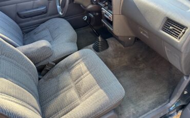 Toyota-Pickup-1995-Extended-Cab-Pickup-26