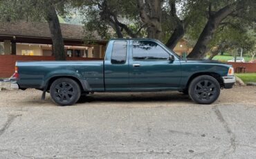 Toyota-Pickup-1995-Extended-Cab-Pickup-5