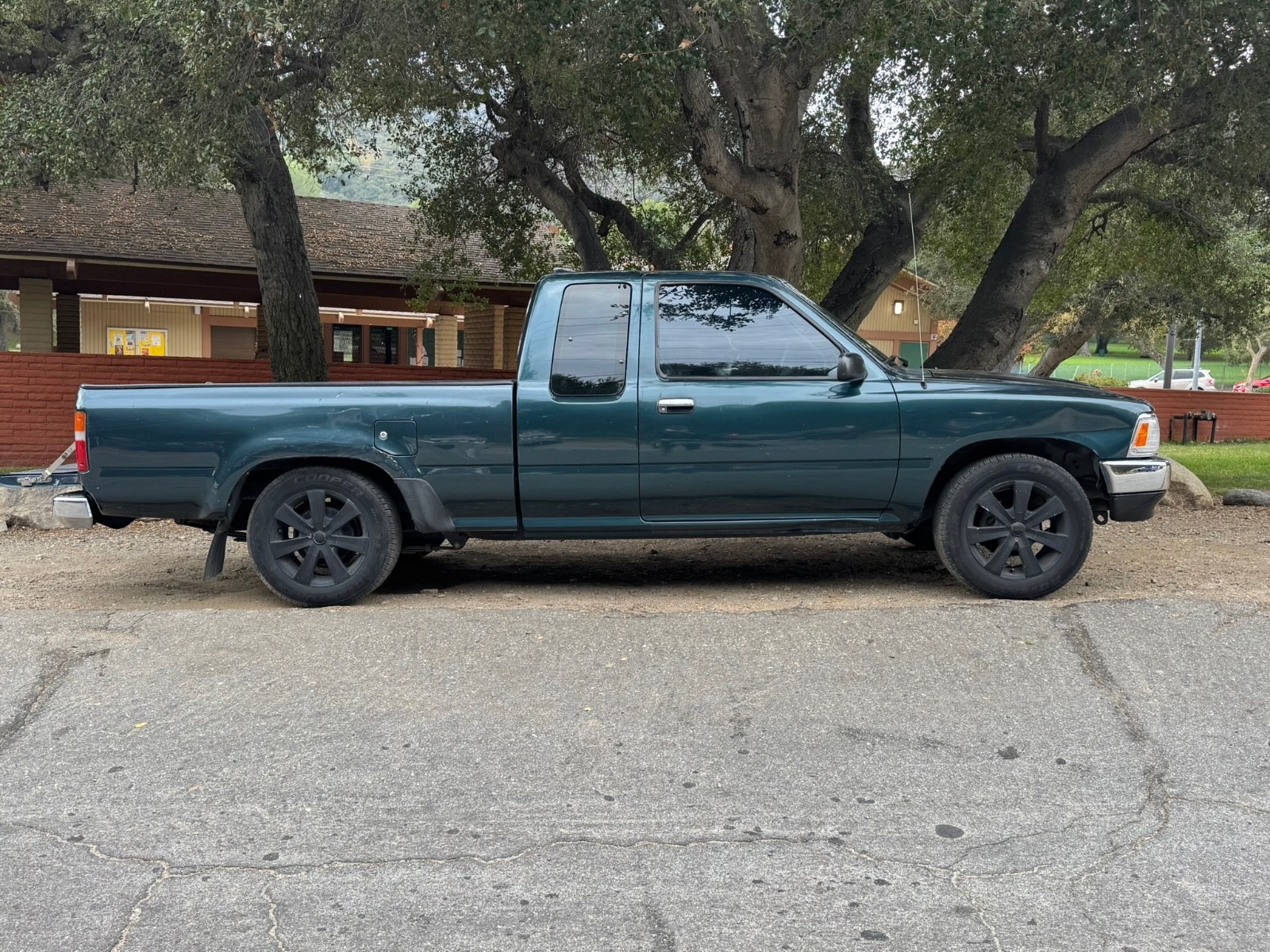Toyota-Pickup-1995-Extended-Cab-Pickup-5