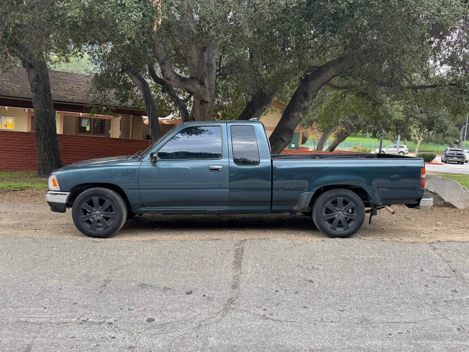 Toyota-Pickup-1995-Extended-Cab-Pickup-7