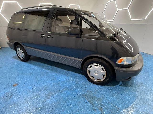 Toyota-Previa-1995-Mini-Passenger-Van-10