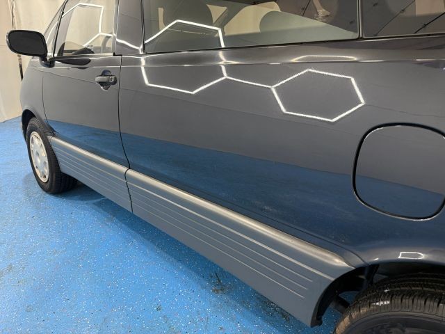 Toyota-Previa-1995-Mini-Passenger-Van-14